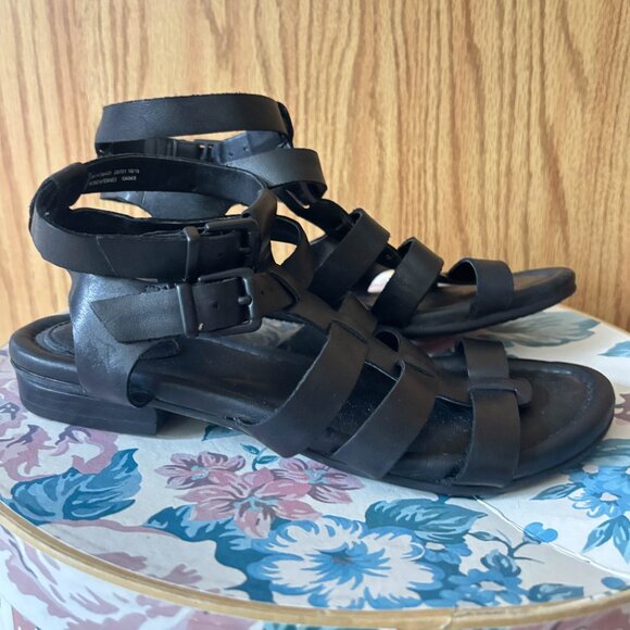 Clarks Black Gladiator Sandals - Picture 3 of 9